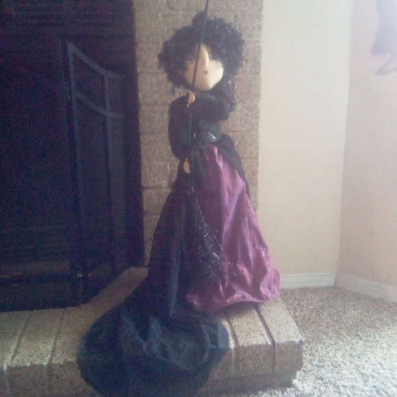 Wicked Webster's Witch Doll Decor - Picture 2 of 16